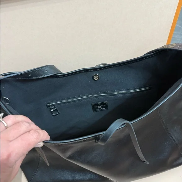 Louis Vuitton carryall vibe - Picture 2 of 4